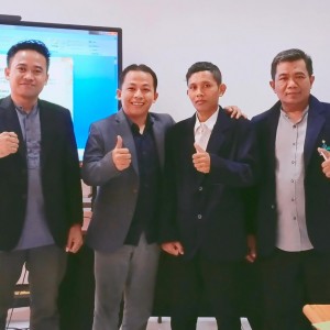 "Rusdi, Alumnus S1 Tadris IPS, Sukses Menyelesaikan Pendidikan S2 dengan Gemilang"